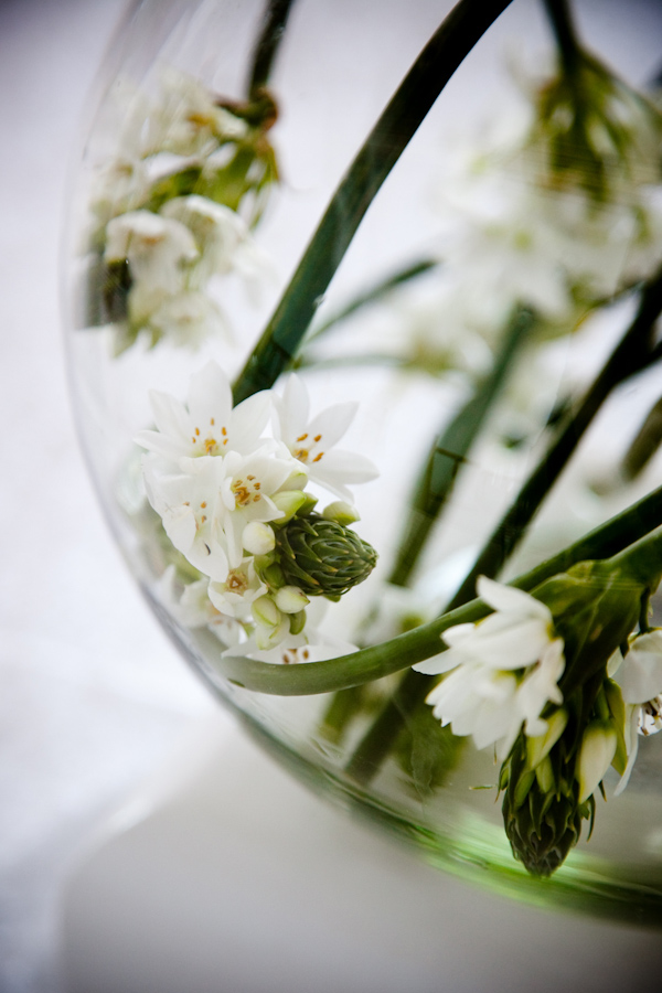 summer wedding flower centerpiece - photo by Christine Meintjes Photography